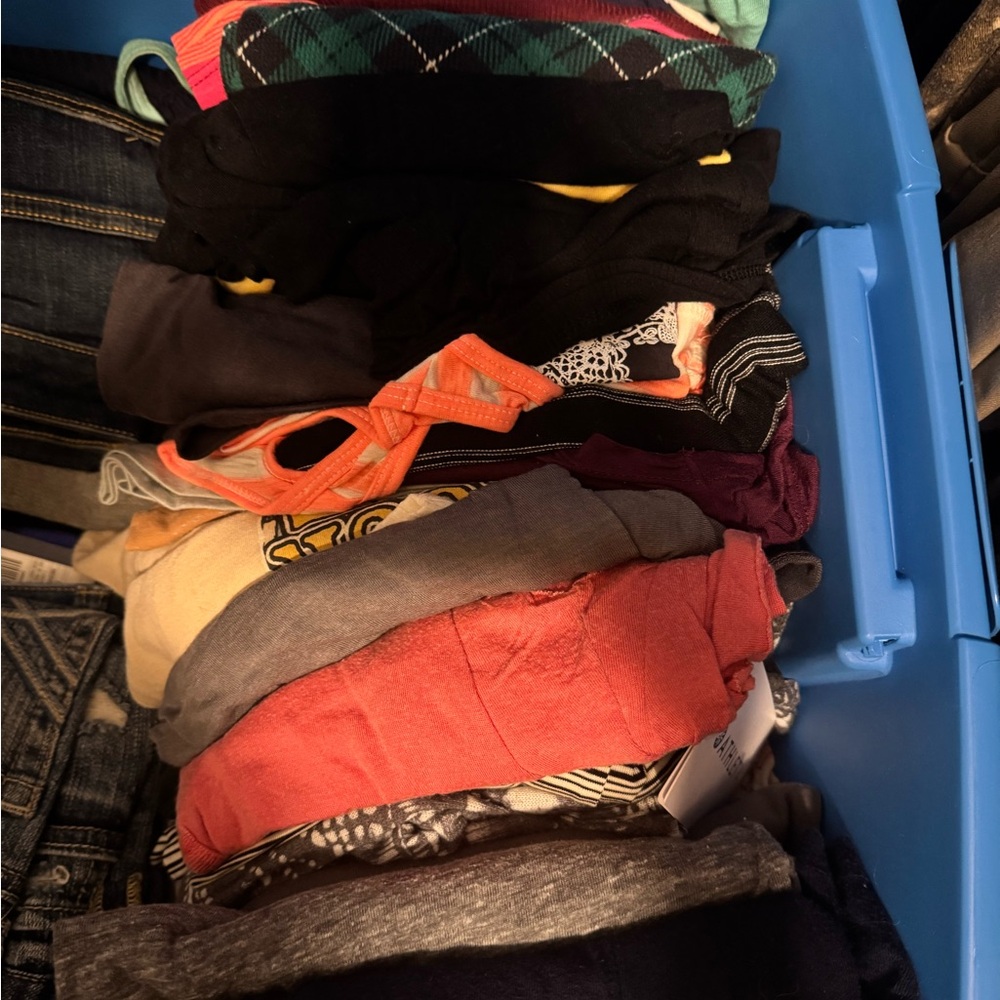 Women’s Mystery 50+ Top Lot